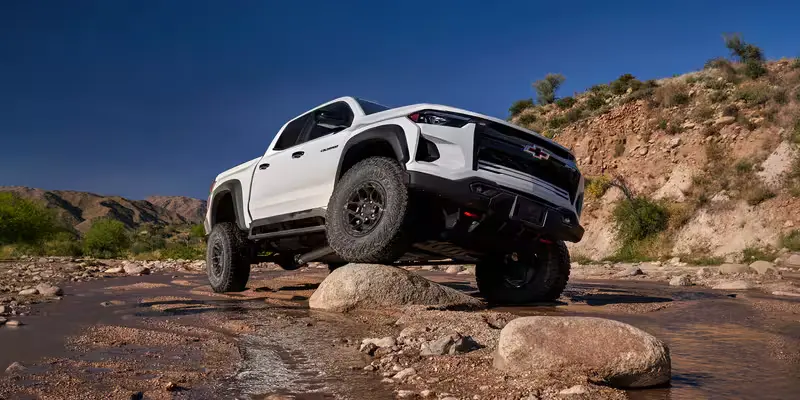 2025 Chevrolet Colorado ZR2