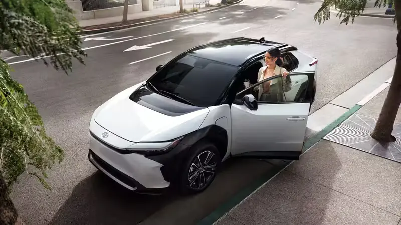 2025 Toyota bZ4X