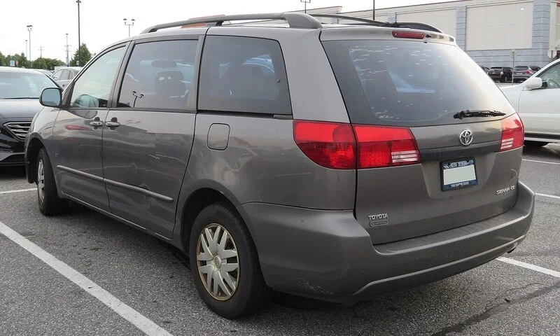 2004 Toyota Sienna