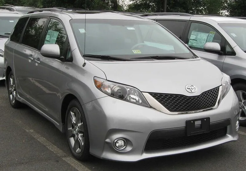 2011 Toyota Sienna SE