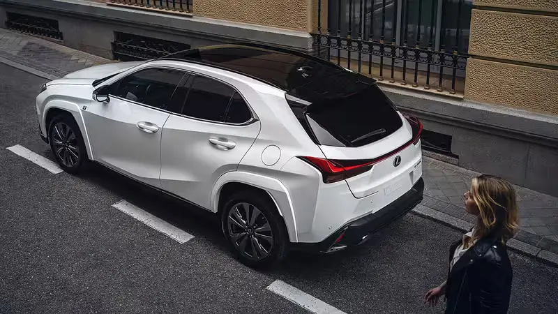 2025 Lexus UX